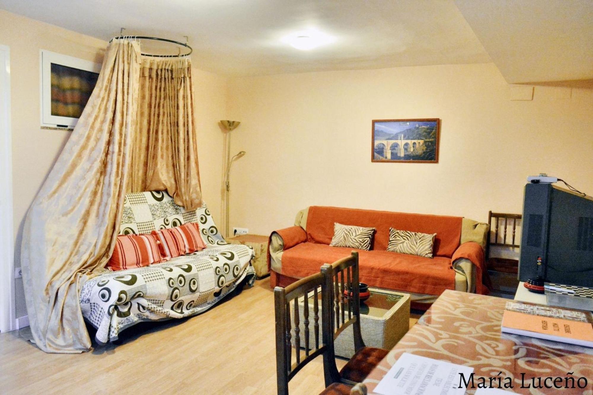 Comfortable Apartment In Caceres 55 M² Welcoming Terrace מראה חיצוני תמונה